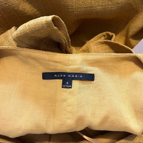 COPY - NWT Alex Marie Yellow Dress Size Small - Picture 5 of 7